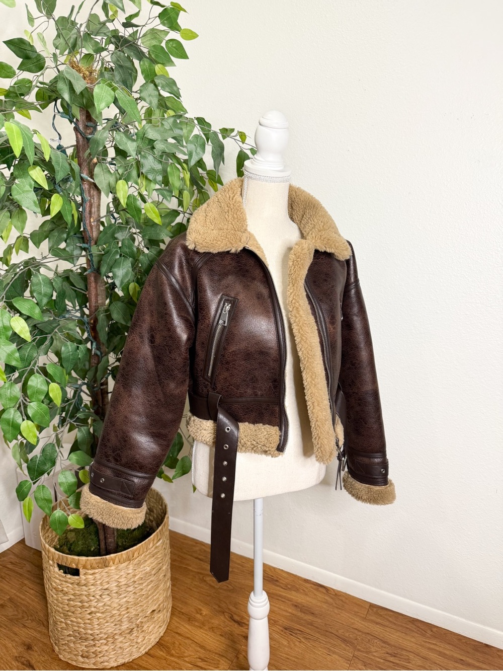 ZARA Faux Shearling Aviator Jacket
Size XS Brown Faux Leather Sherpa Moto Jacket - Picture 3 of 13